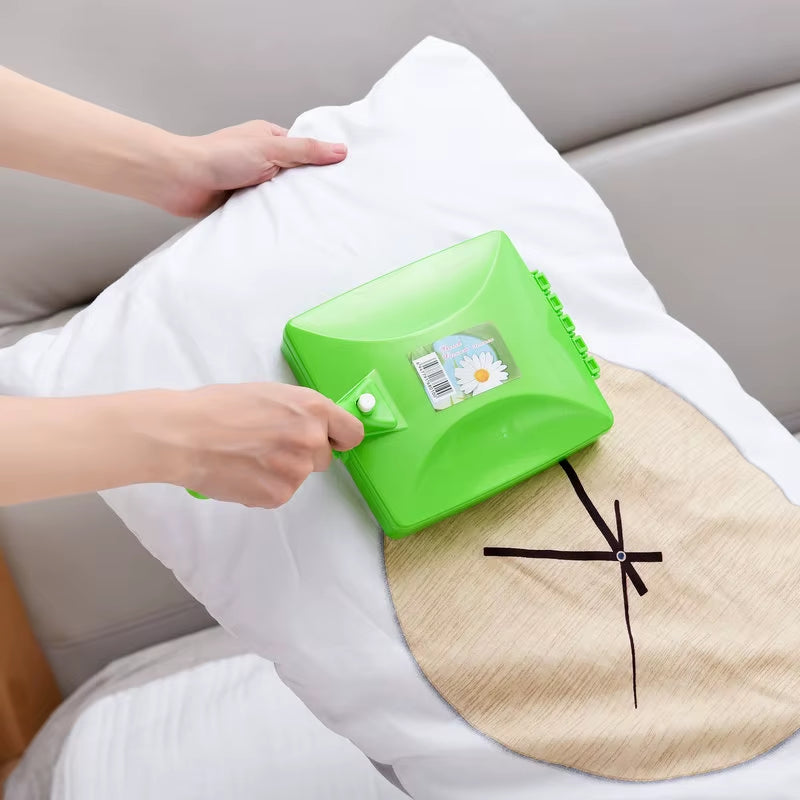 Bed Pet Hair Debris Brush Handheld Carpet Brush Crumb Dirt Fur Cleaner Roller Sweeper Home Cleaning Tools